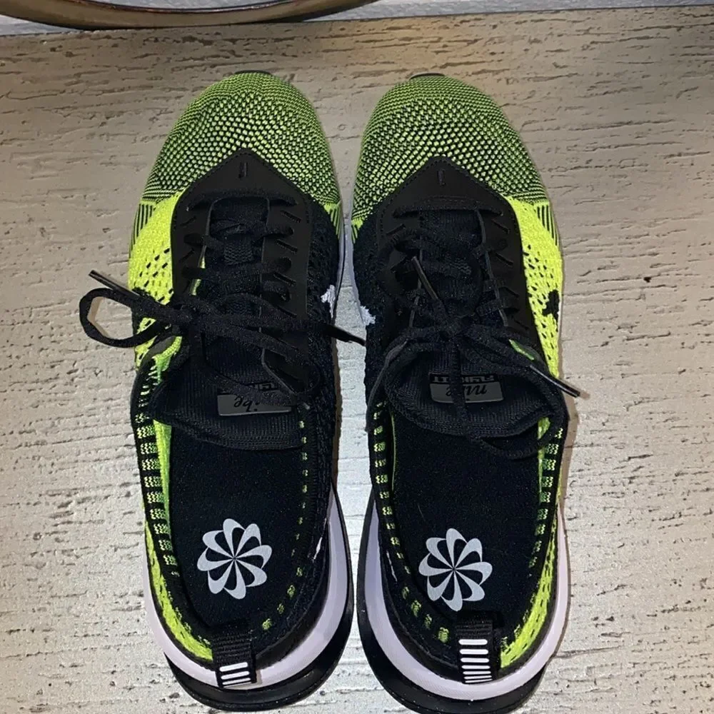 New Nike Air Max Flyknit Racer - Women